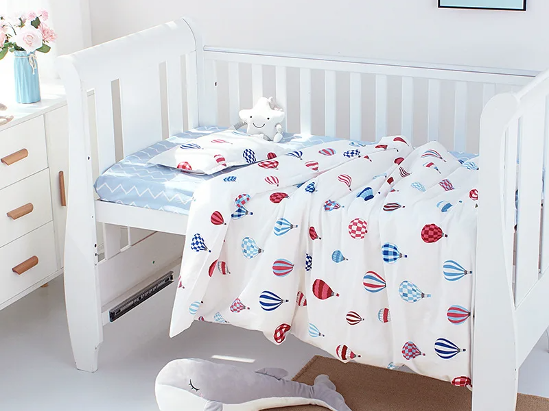 Set de Cama para Cuna Premium | Estampado Reactivo y Relleno de Seda