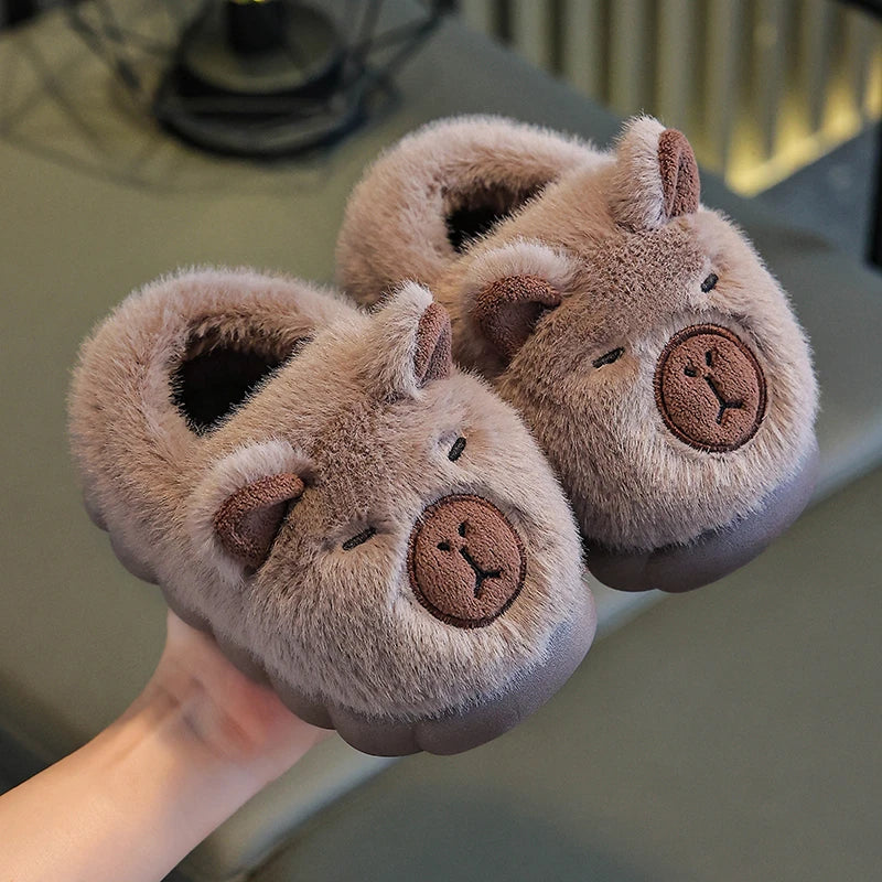 Pantuflas de Capibara Suaves: Comodidad y Estilo en Casa (2T+)