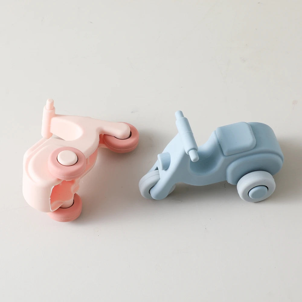 Coche de Juguete Montessori de Silicona | 2-en-1 Mordedera y Juguete Educativo