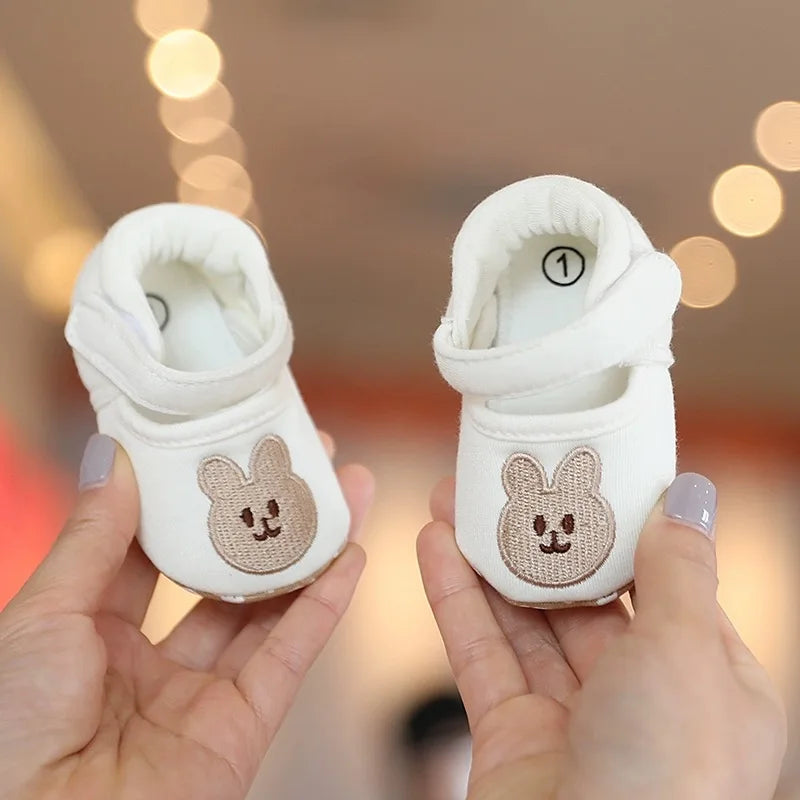 Sandalias con Punta Cerrada para Bebé - Suela Suave y Anti-Patadas (0-18 Meses)