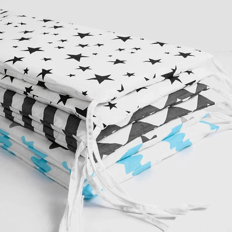 Protector de Cuna de Una Pieza con Cremallera | Parachoques Grueso y Acolchado (200x30 cm)