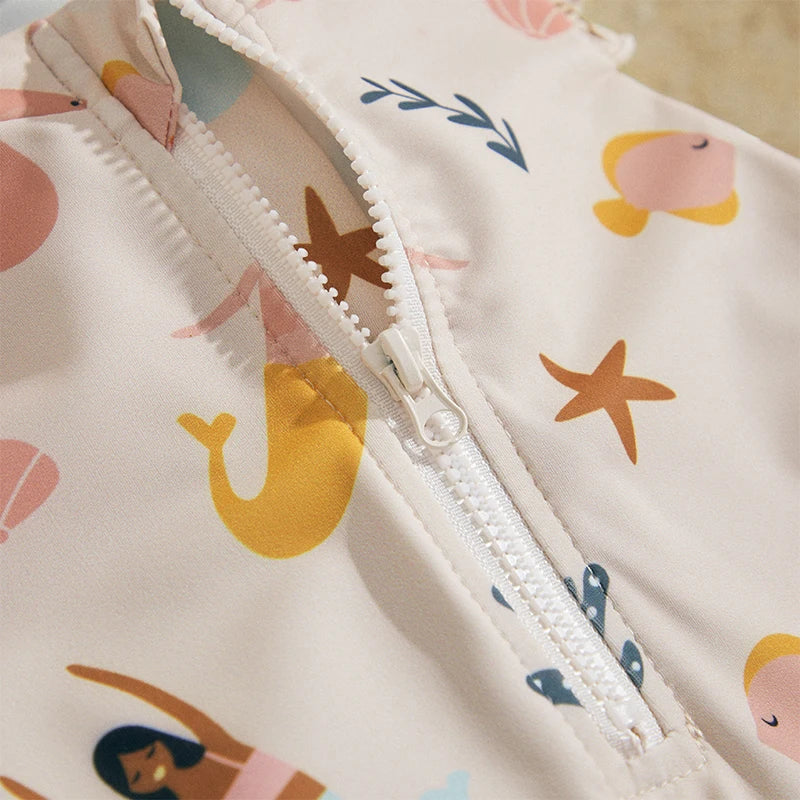 Bañador "Sirenas y Conchitas" – Protección y Ternura en el Agua (0-24M)