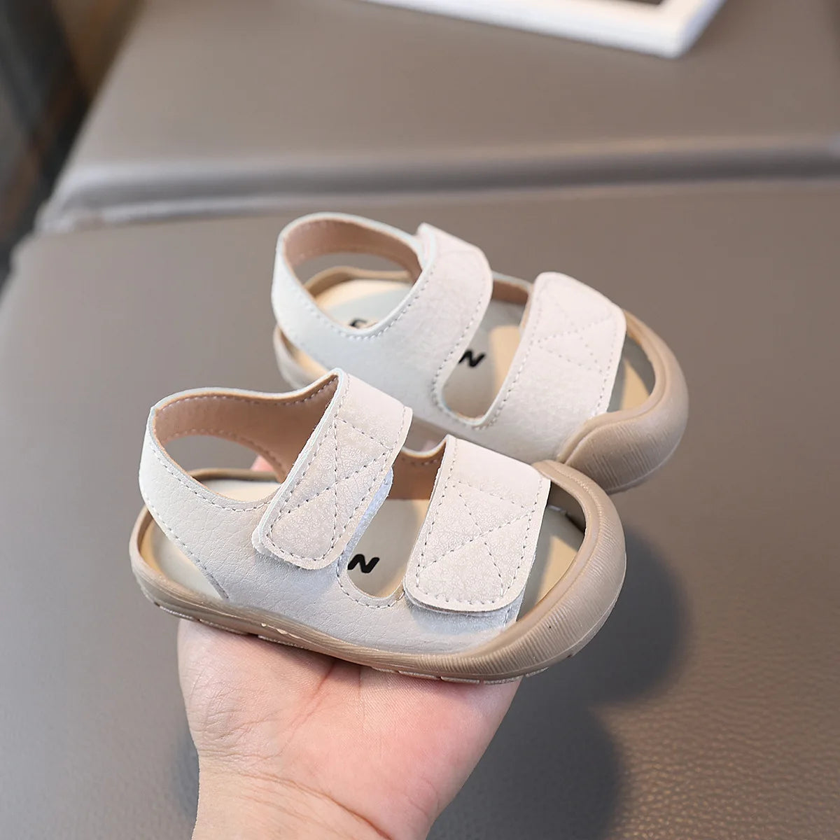 Sandalias "Pequeños Pasos" – Comodidad y Estilo Veraniego (6M-4T)