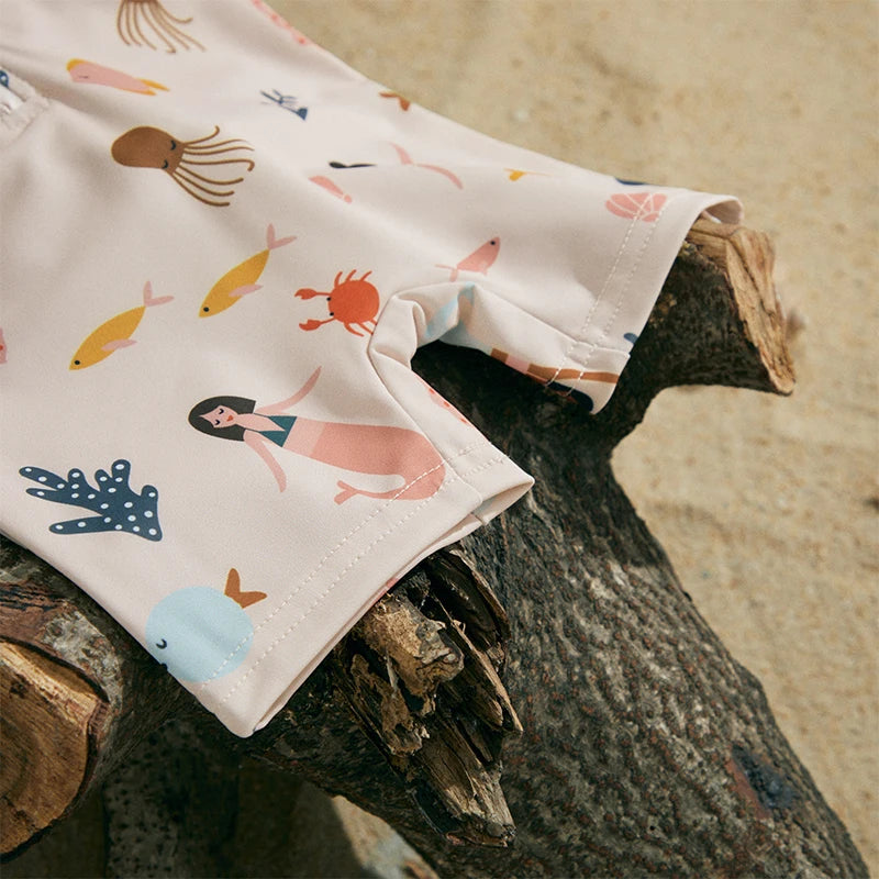 Bañador "Sirenas y Conchitas" – Protección y Ternura en el Agua (0-24M)