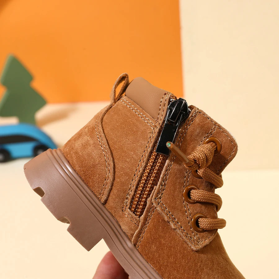 Botines de Piel "Aventura Otoñal" – Estilo y Seguridad (9M-4T)