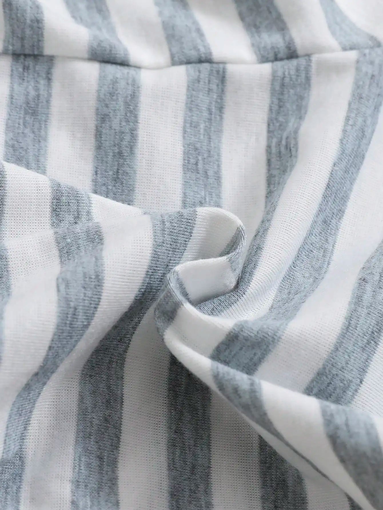 Set de 4 Shorts "Aventura de Verano" – Listos para la Diversión bajo el Sol (6M-3T)