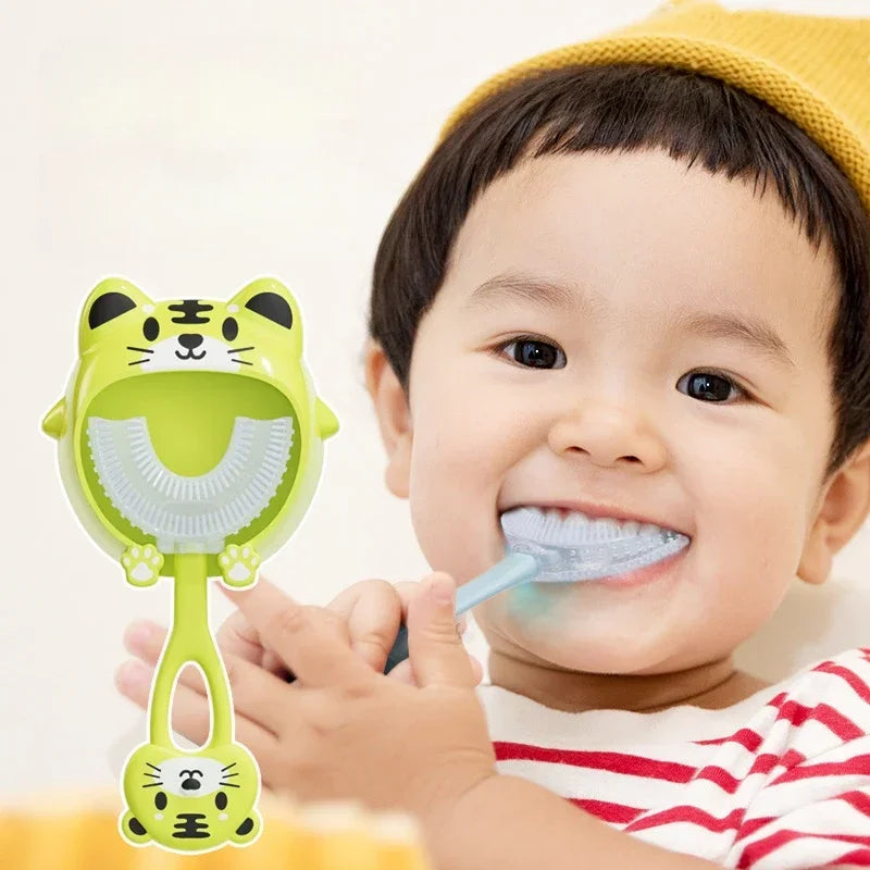 Cepillo de Dientes en U 360° para Niños: Silicona Suave y Limpieza Integral (2-12 Años)