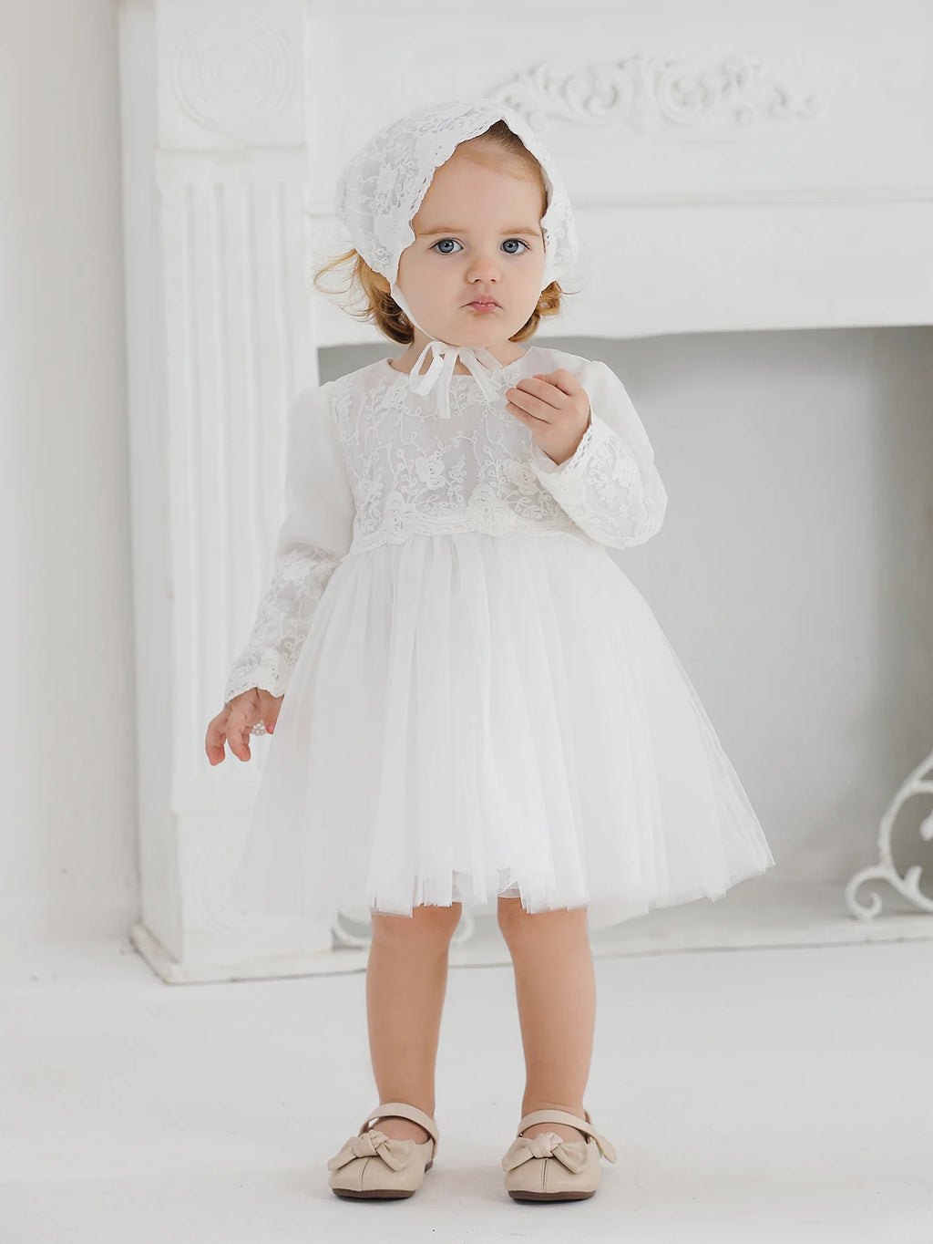 Vestido Blanco de Bautizo para Bebé: Encaje, Manga Larga y Gorro (3-24M)