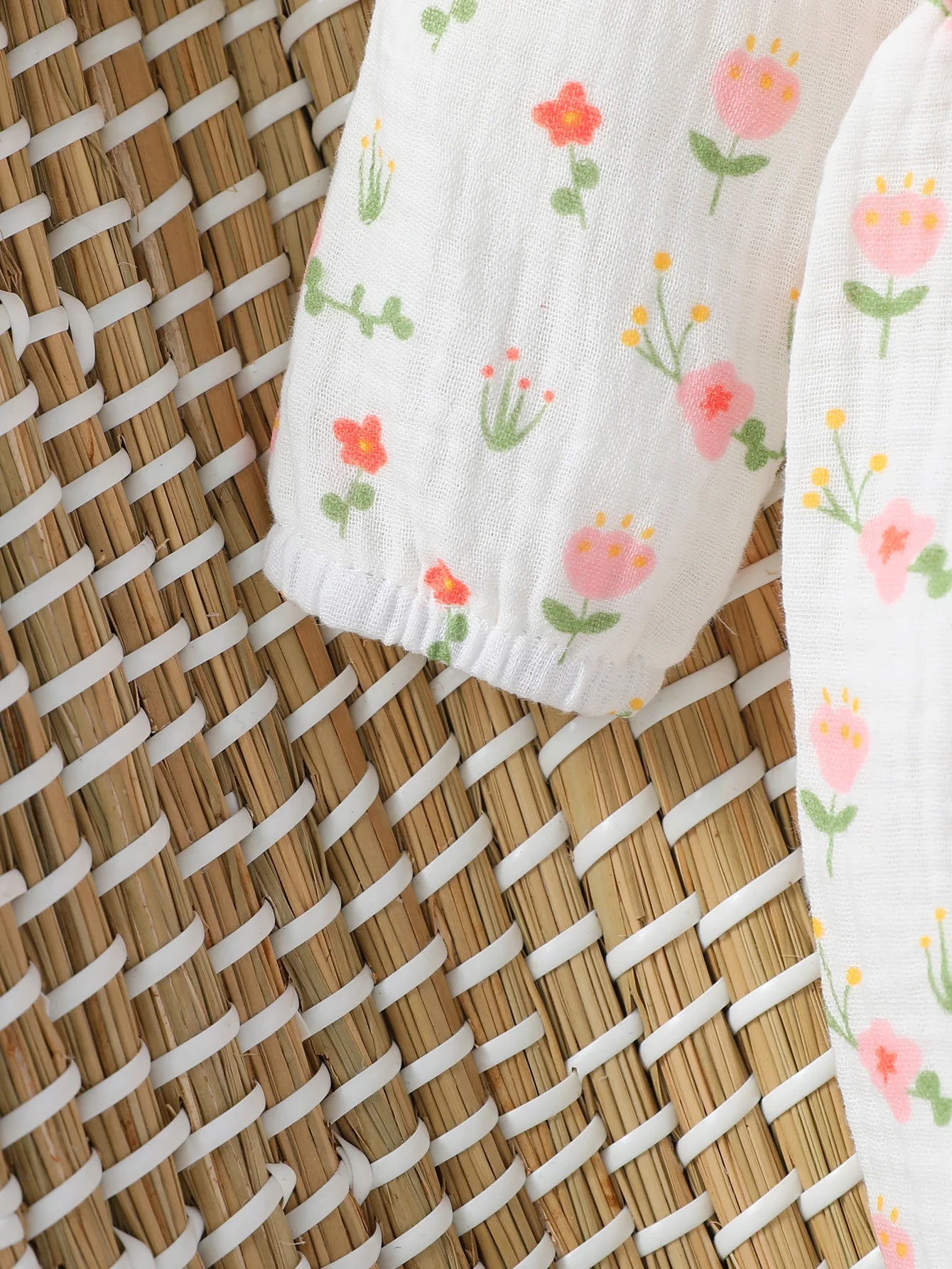 Mameluco de niña diseño Floral (0-6M): Comodidad 100% Algodón y Diadema a Juego