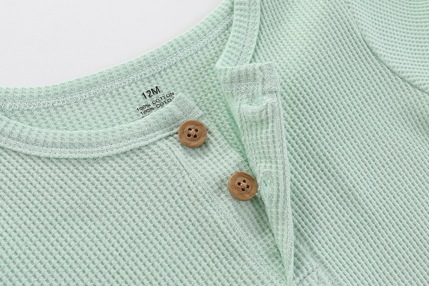 Body Básico de Algodón 100%  - Manga Corta y Color Sólido