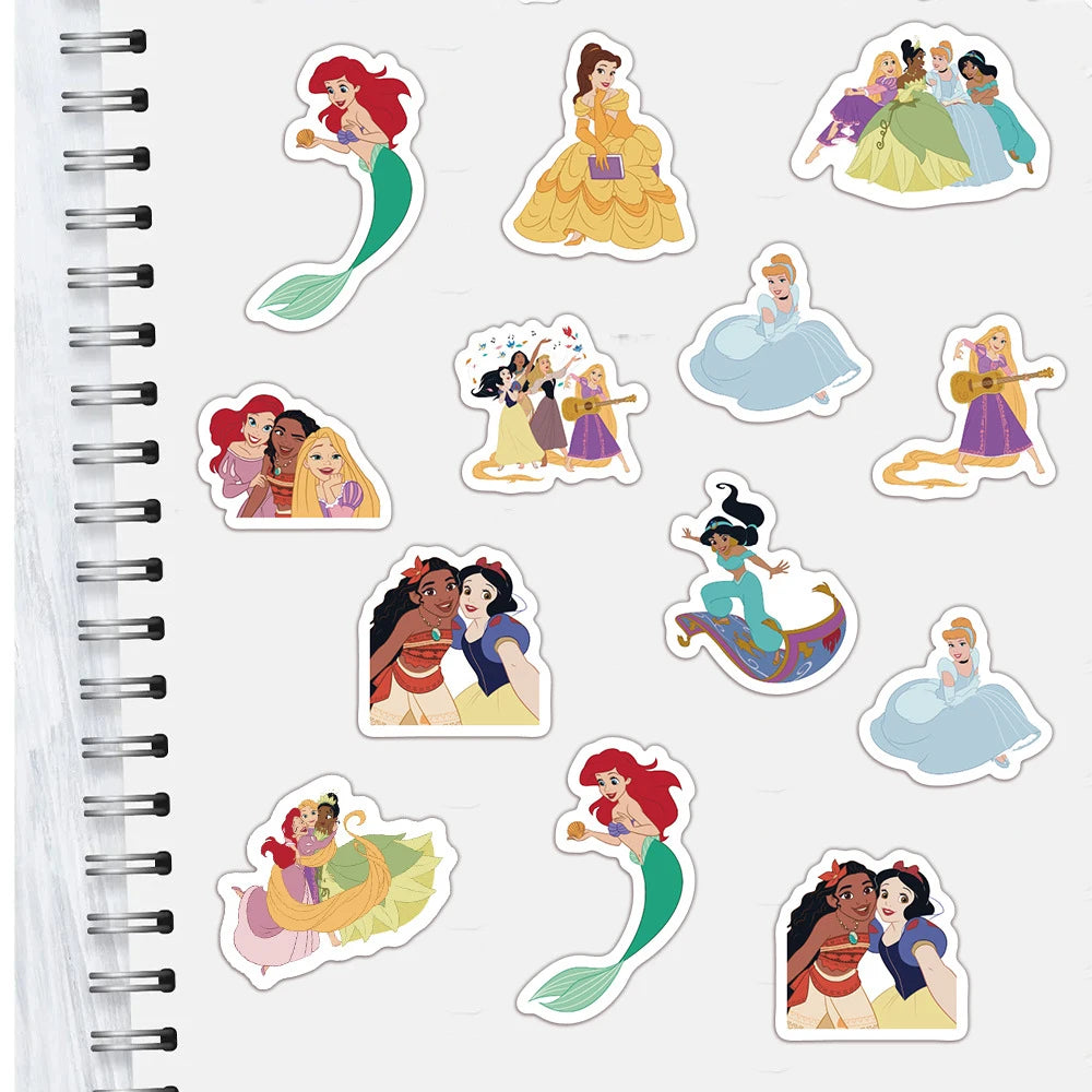 Rollo de 500 Pegatinas de Princesas Disney| Decoración DIY y Recompensas