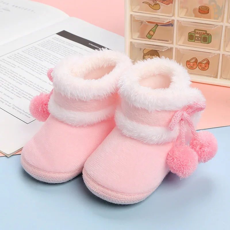 Botines de Bebé: Calidez, Confort y Estilo (0-18M)