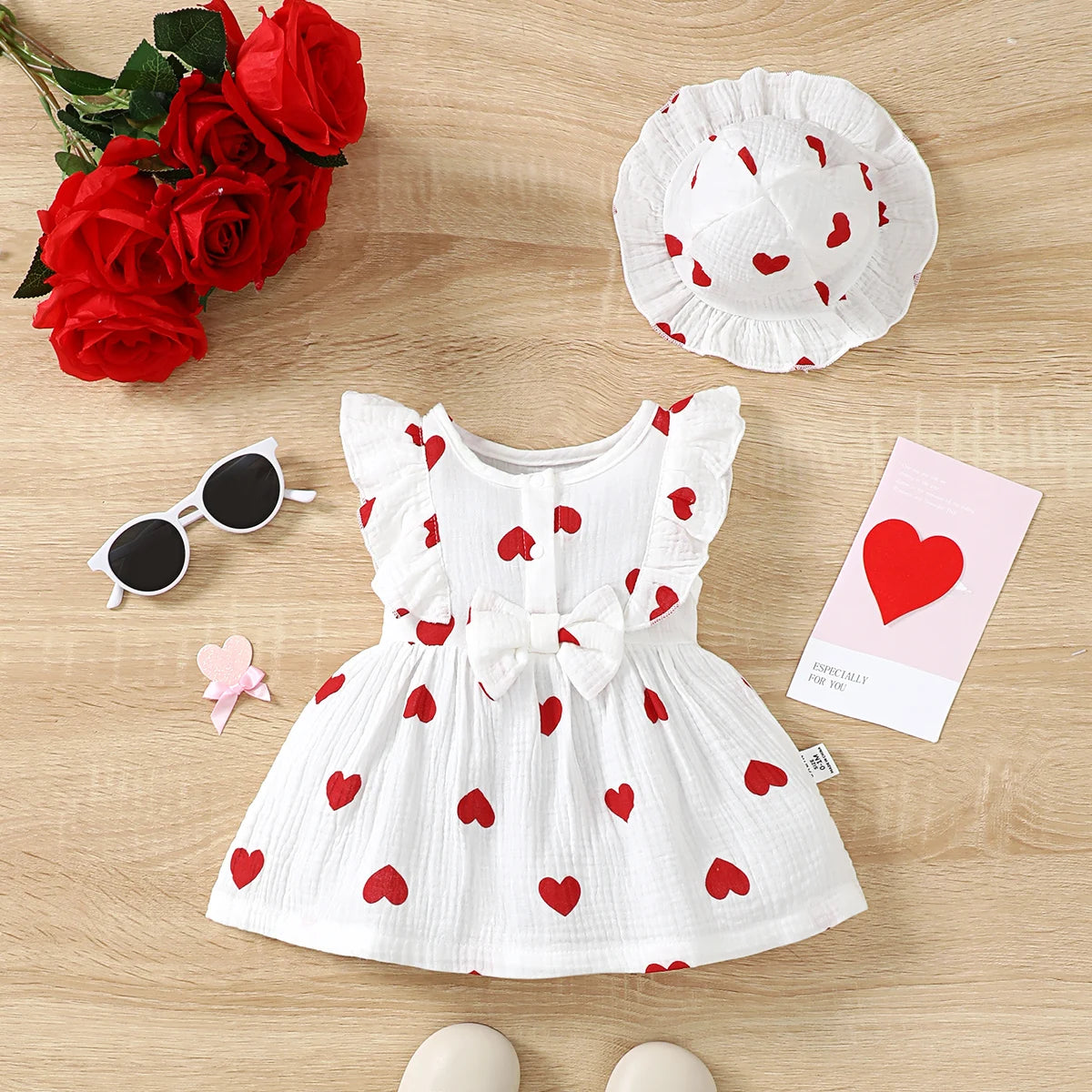 Conjunto de Vestido y Gorro de Verano: Frescura y Amor para Bebé Niña (0-9M)