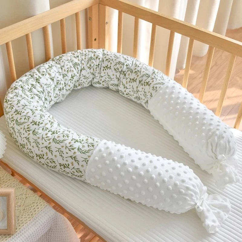 Protector de Cuna Tipo Cilindro Clase A: Almohada Multifuncional y Protector de Barandilla