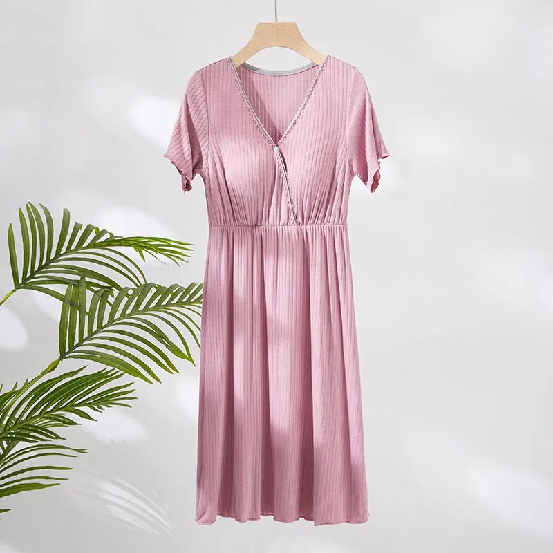 Camisón Modal de Lactancia: Elegancia y Confort Ajustable
