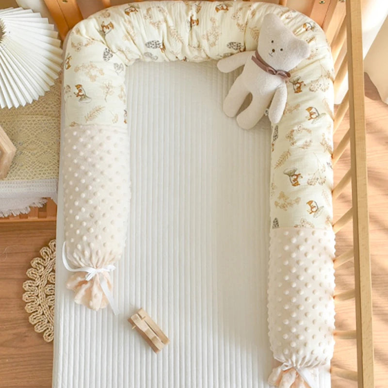 Protector de Cuna Tipo Cilindro Clase A: Almohada Multifuncional y Protector de Barandilla