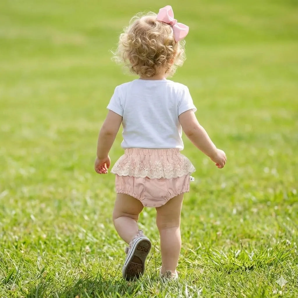 Calzoneros "Brisa de Verano" – Elegancia y Frescura para tu Bebé (6M-24M)