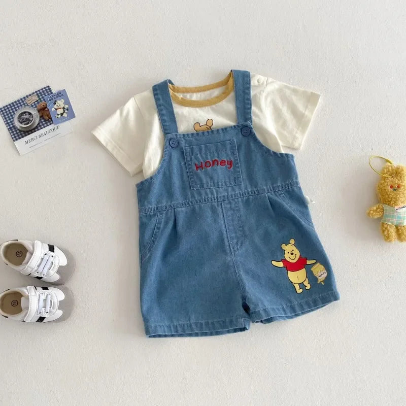 Camiseta y Short de Mezclilla con Tirantes de Winnie Pooh  (9m- 9T)