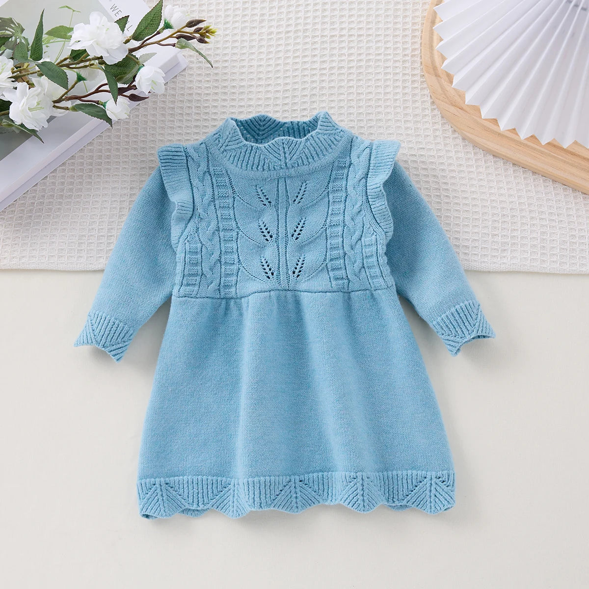Vestido Tejido Calado para Bebé Niña| Dulzura y Estilo de Primavera  (0-18M)