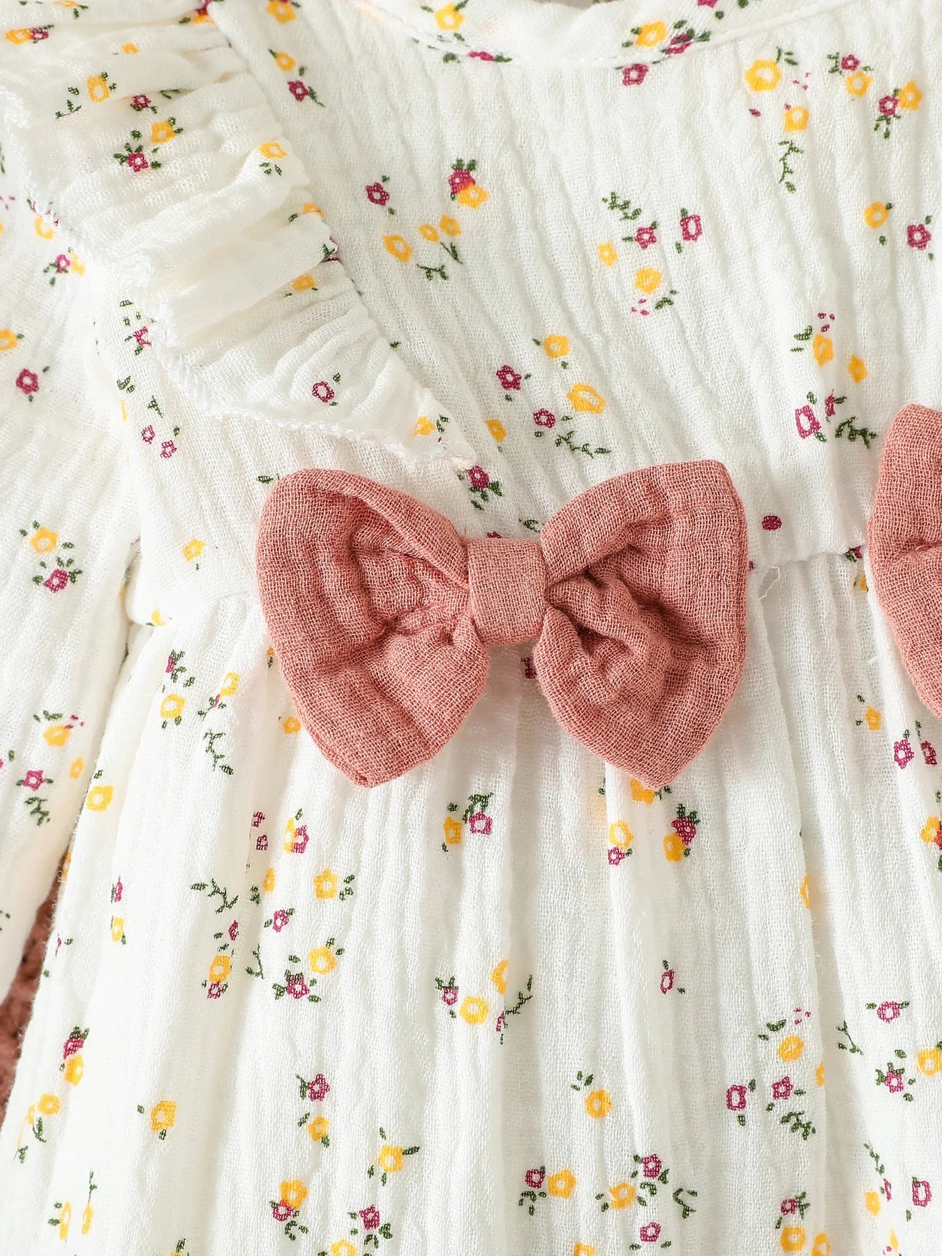 Mameluco de niña diseño Floral (0-6M): Comodidad 100% Algodón y Diadema a Juego