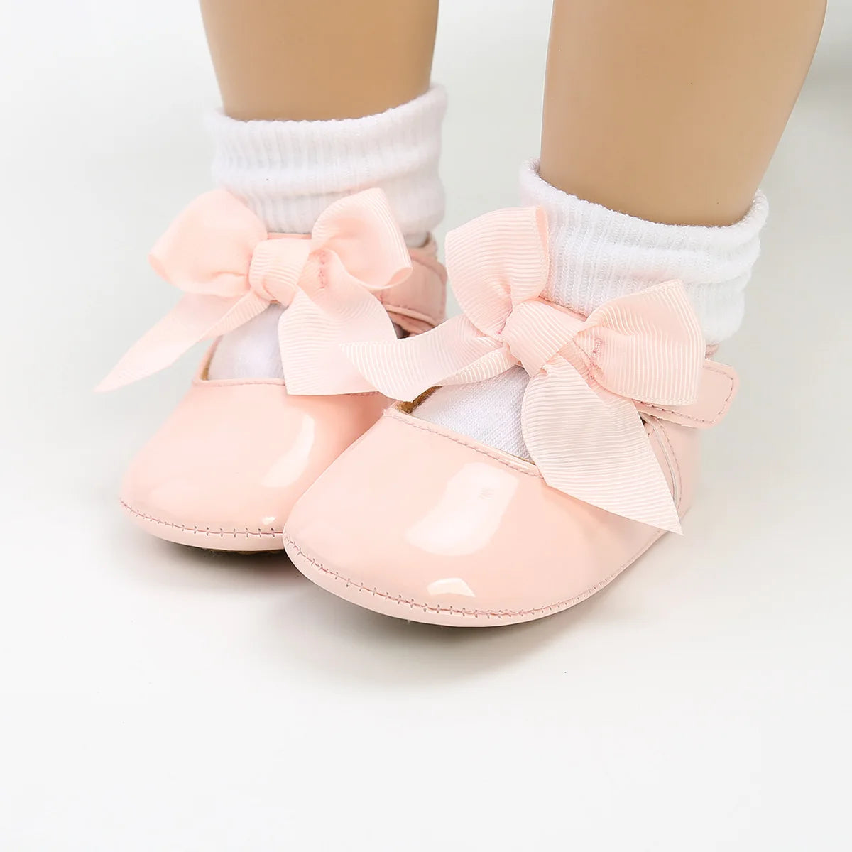 Zapatillas tipo Ballet con Moño: Elegancia Antideslizante para Bebé
