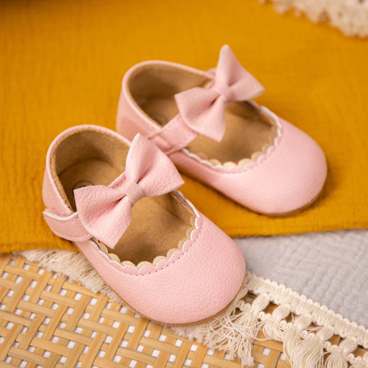 Zapatos Retro de Princesa con Moño - Suela Suave Antideslizante para Primeros Pasos