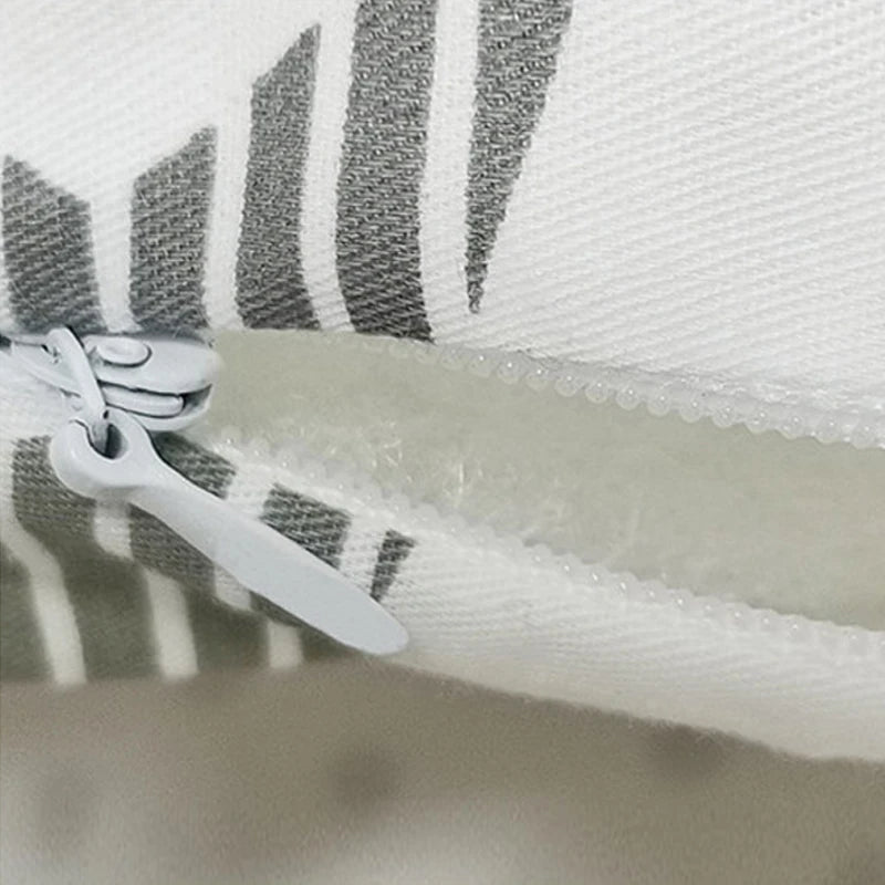 Protector de Cuna de Una Pieza con Cremallera | Parachoques Grueso y Acolchado (200x30 cm)