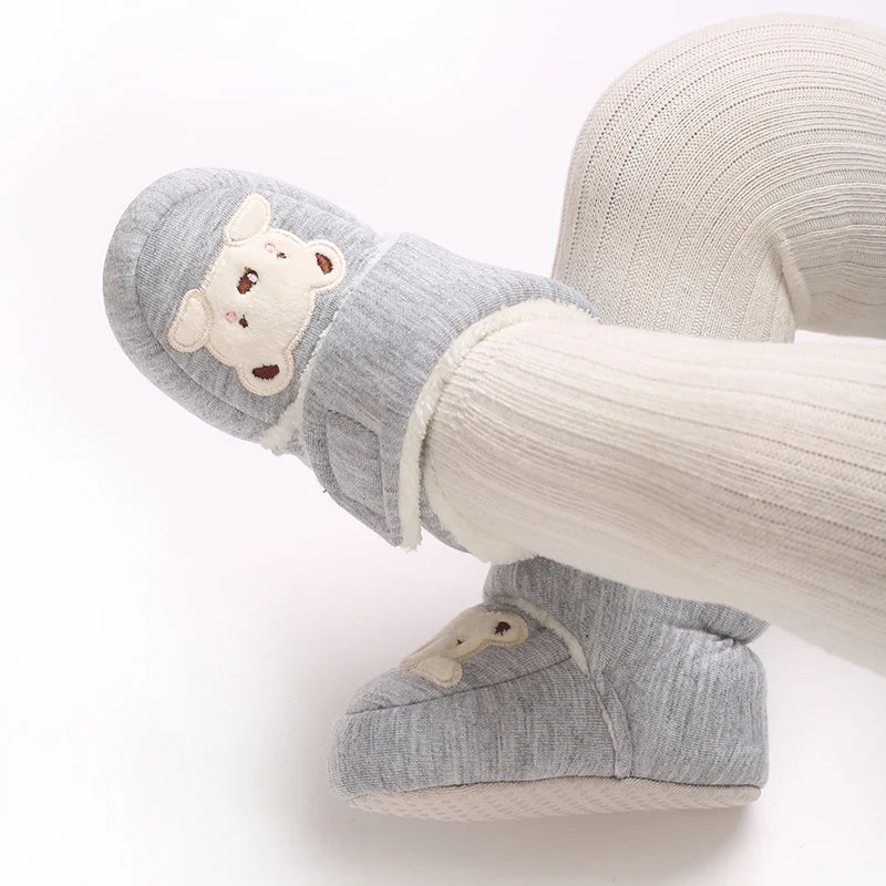 Botas de Invierno para Bebé - Suela Suave, Antideslizantes y Cálidas (Estilos Variados)