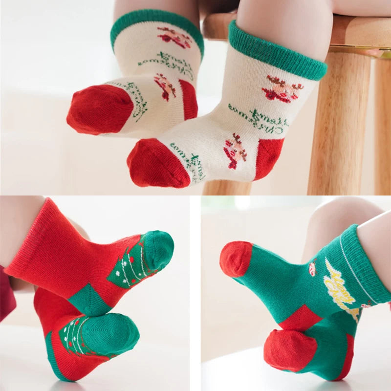 Set de 5 Pares de Calcetines Navideños para Bebés y Niños | Algodón Grueso, Tubo Medio (0-3 Años)