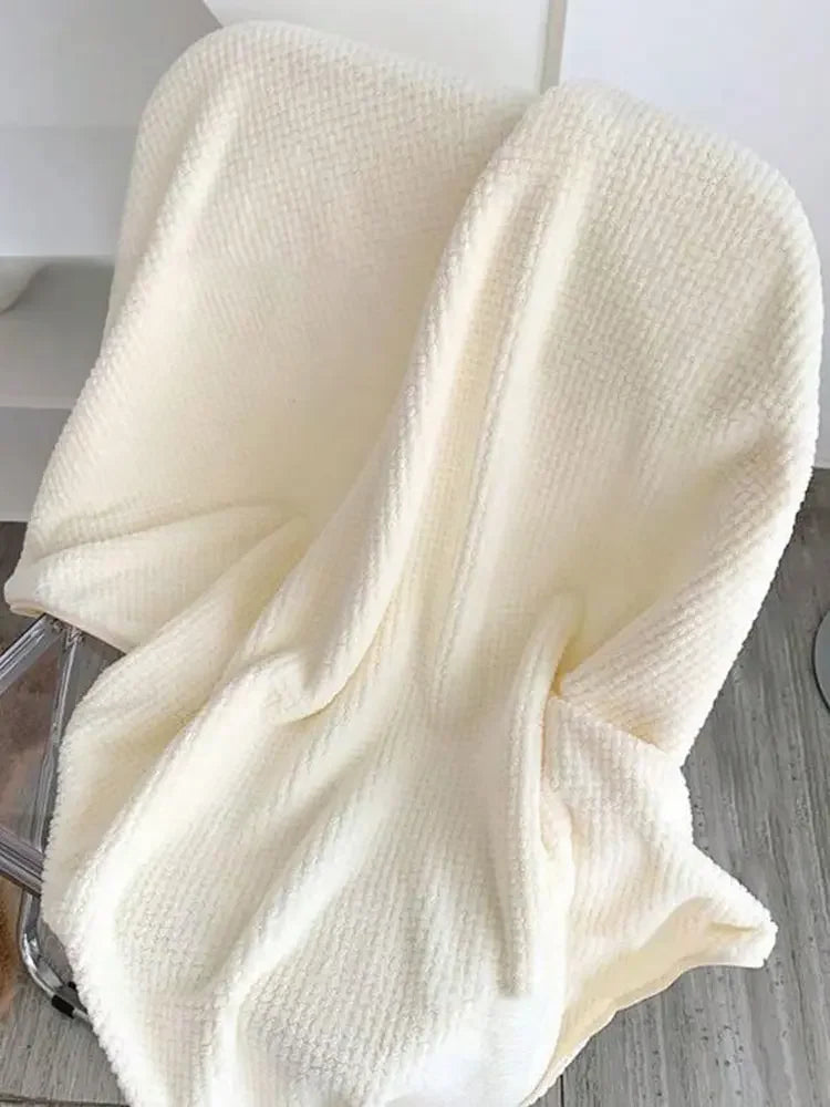 Toalla de Baño "Abrazo de Terciopelo" – Suavidad y Absorción Superior