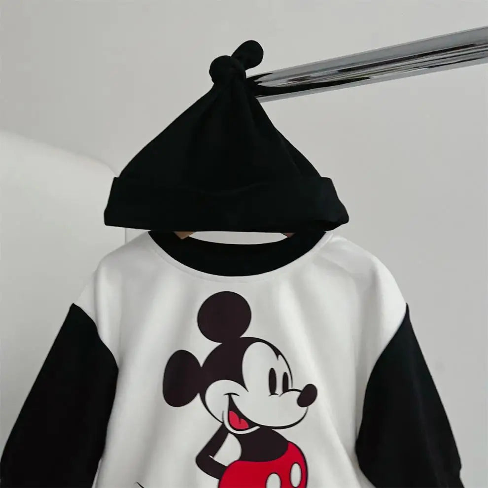Colección Disney 3 Piezas| Mameluco Manga Larga, Gorro y Calcetines (3-18 meses)
