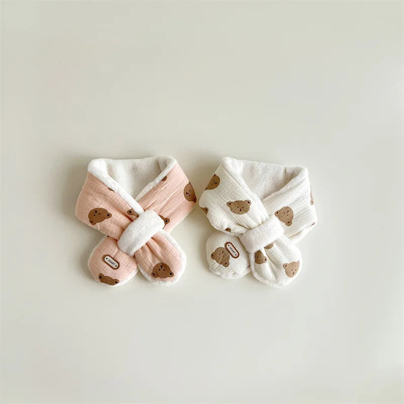 Bufanda de Invierno de Felpa con Cruce (Estilo Coreano): Diseño de Oso (1-10 Años)