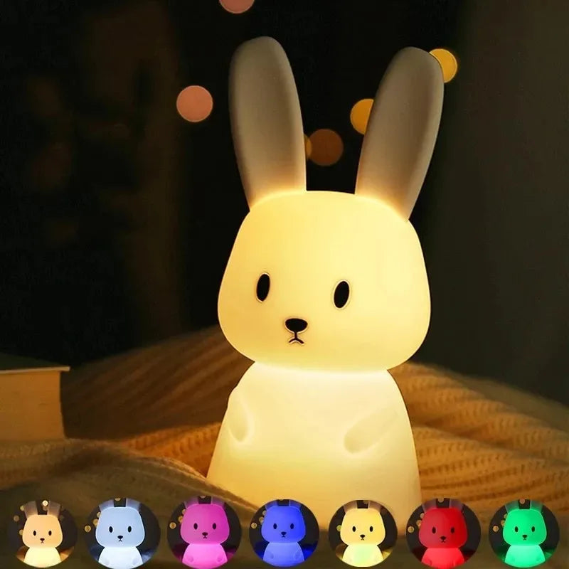 Luz LED nocturna de silicona con sensor táctil.
