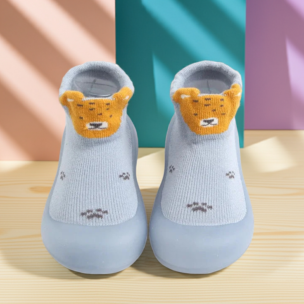 Zapato Calcetín Infantil con Suela de Goma – Confort y Seguridad para Pequeños Exploradores